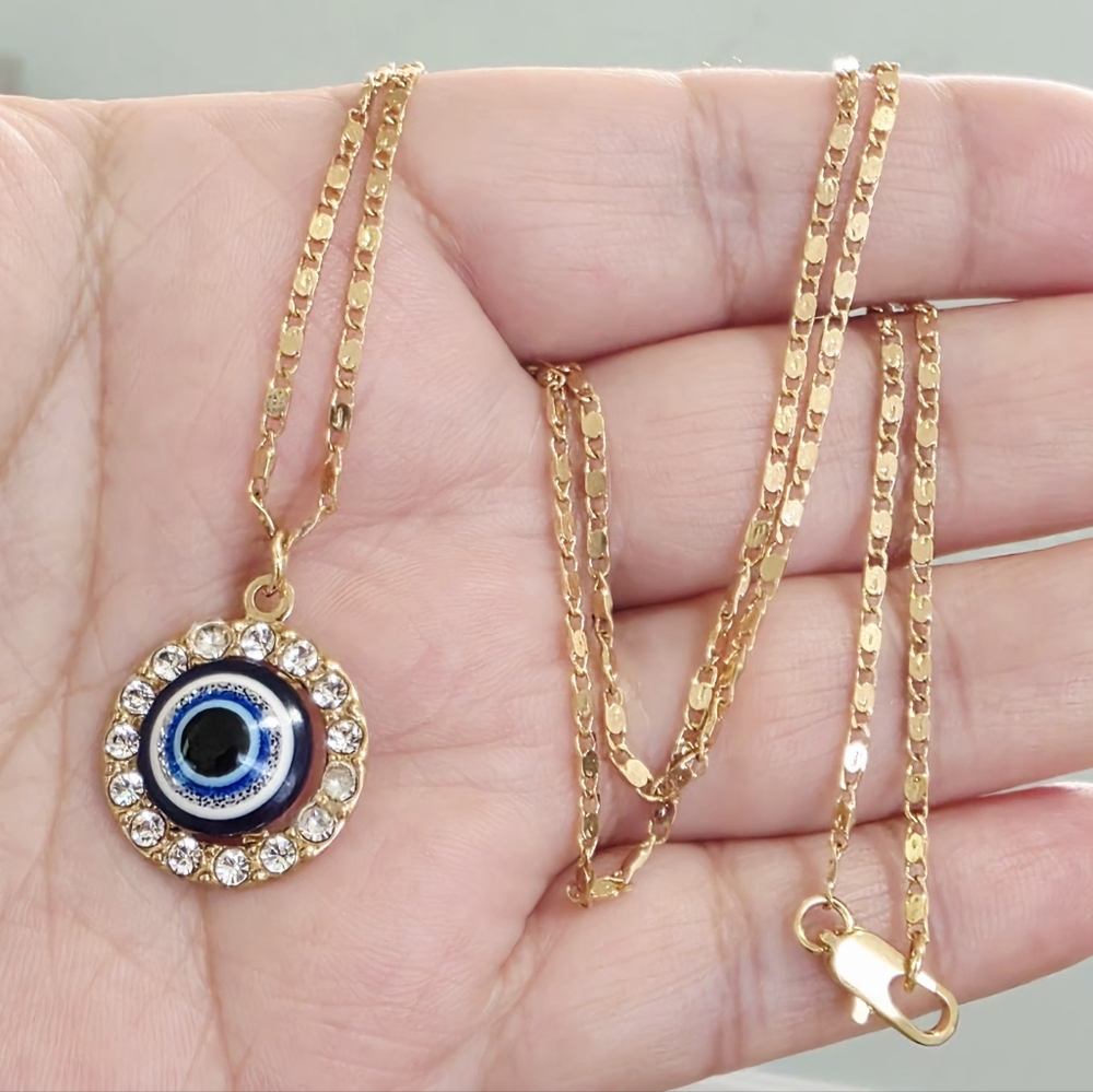 Gold Evil Eye Pendant Necklace
